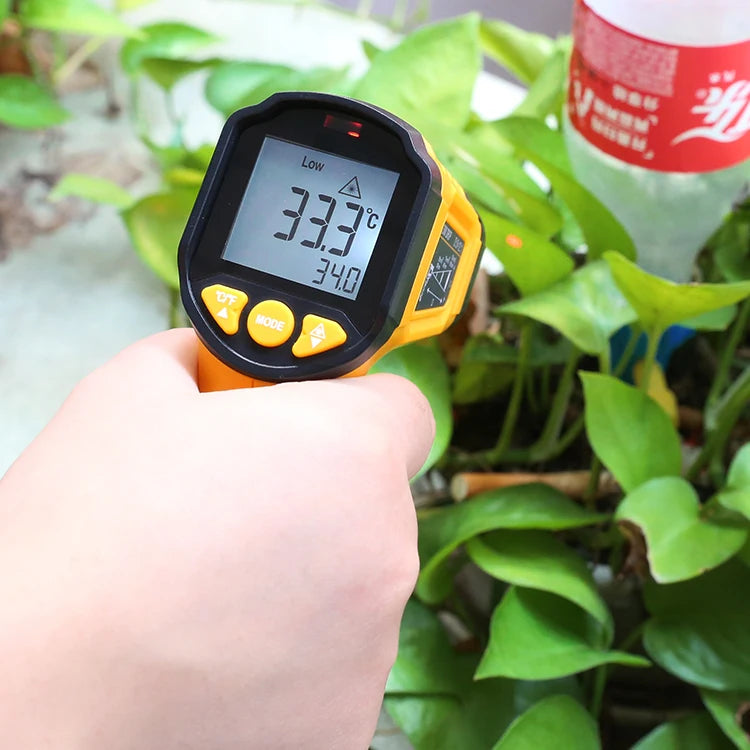 Thermomètre Infrarouge Cuisine Sans Contact – Haute Précision pour Air Fryer, Four & BBQ